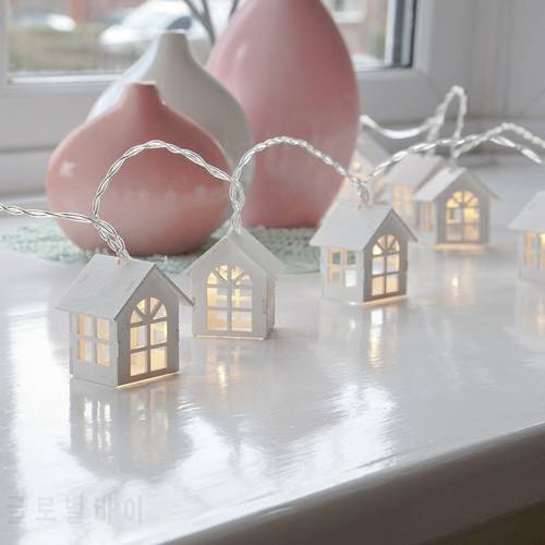 Christmas Decoration Tree Hanging Ornaments Small House With 10/20/40 LEDs Shinning Holiday Party Decor