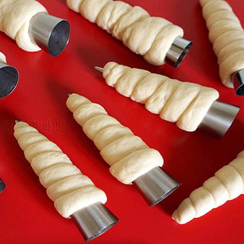 5 Pcs Baking Cones Stainless Steel Spiral Croissant Tubes Horn Bread Pastry making Cake Mold Kitchen Baking Supplies 14cm 9cm