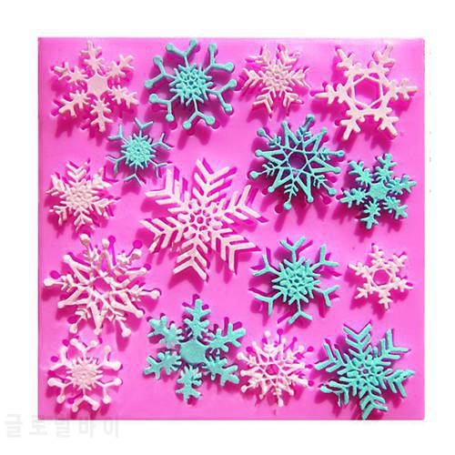Special Offer for Christmas cake baking tools Beautiful snowflake cake decoration tools silicone molds F0765