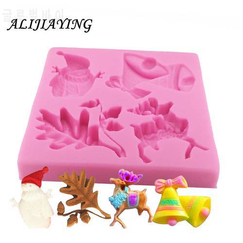 1Pcs Christmas Gift Crutch Bell Deer Snowman Silicone Fondant 3D Cake Mold Cupcake Candy Chocolate baking accessories D0216