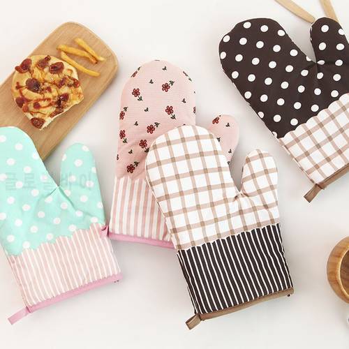1Pcs Oven Mitts Cotton Baking Anti-Hot Heat Resistant Gloves Pad Oven Microwave Insulation Mat Baking Kitchen Tools Oven Gloves