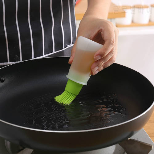 1 Pcs Portable Silicone Oil Bottle With Brush Grill Oil Brushes Liquid Oil Pastry Kitchen Baking BBQ Tool Kitchen Tools For BBQ