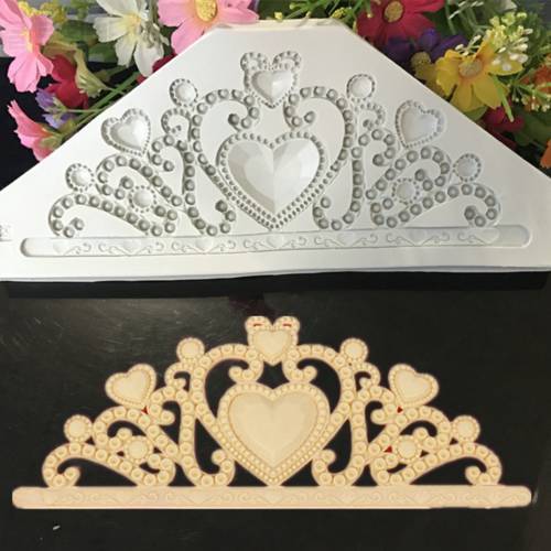 Love Heart Crown Resin Silicone Mold Kitchen Baking Tool Cake Chocolate Lace Decoration DIY Pastry Dessert Fondant Moulds