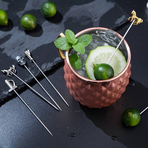 2pcs 304 Stainless Steel Skull Cocktail Picks Reusable Olive Picks Swizzle Sticks for Bar Party Fruit Toothpicks