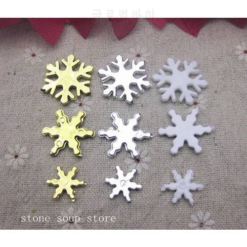 100pcs Plastic Small Snowflakes white/golden/silver Christmas decoration craft Diy accessories 14/20/23mm