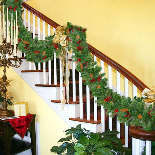 Christmas Wreath Artificial Xmas Tree Pine Cones Berries Rattan Banner Christmas Decoration Home Stair Fireplace Garland