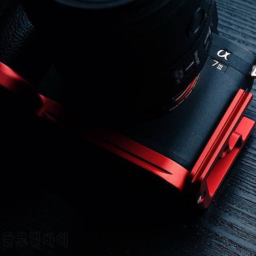Red Quick Release L Plate / L Bracket for Sony A7M3 A7R3 A9 Hand Grip Holder