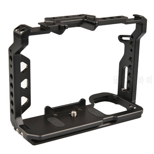 Frame Camera Rabbit Cage Case Frame Protector Black Accessories for A7M4 /A7 IV Baseplate with Acra-Type