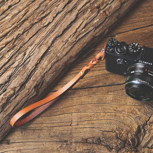 Handmade leather camera strap vegetable tanned cowhide camera wrist strap (Weaving)