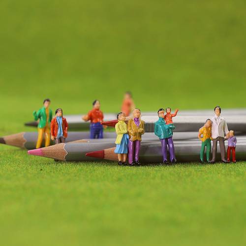 100pcs HO Scale Painted Figures People 1:87 Model Train Standing Passengers approx. 19 poses P100W