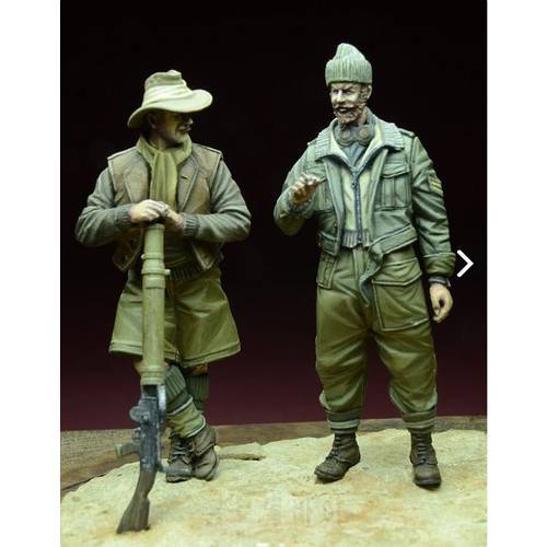 1/35 Resin Figure Model kits LRDG Soldiers two figures Unassambled Unpainted C539