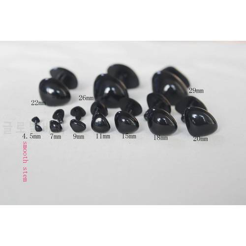 30pcs/lot 4.5/7/ 9/11/15/18/20/22/26/29mm high quatity black Triangle plastic safety toy noses & washer for diy doll