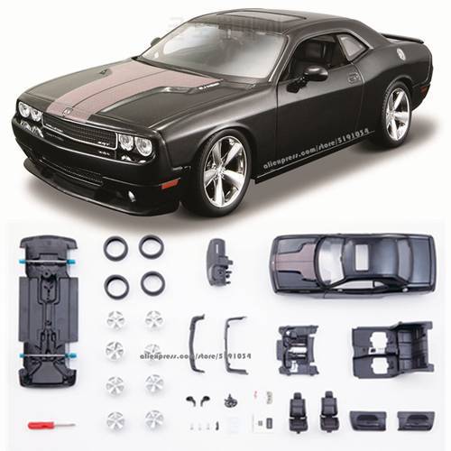 Maisto 1:24 2008 Dodge challenger SPT8 assembled DIY die-casting model car collection Gift collection toy tools