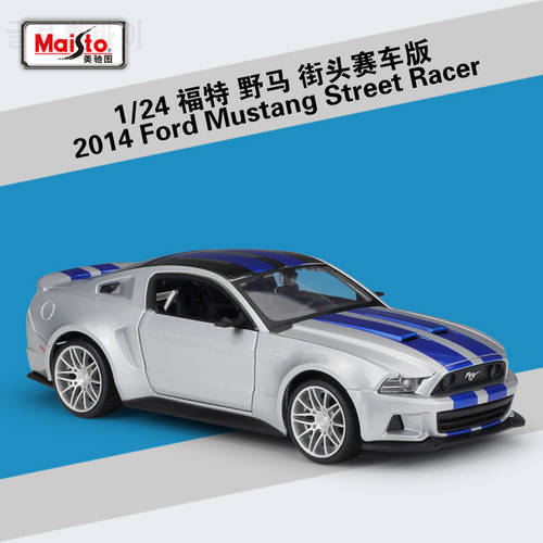 Maisto 1:24 2014 Ford Mustang Street Racer Silver White Green Sport Car Static Simulation Diecast Alloy Model Car B42