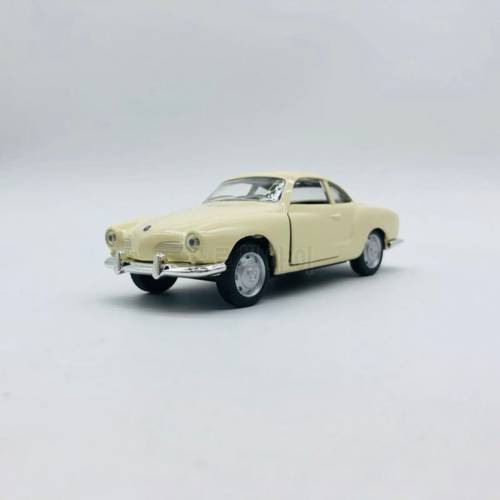 1:43 Diecast Volkswagens 1968 VM Karmann Ghia 11.5cm Vehicles Alloy Pull Back Car Collection Ornaments Model Car Toy Gift