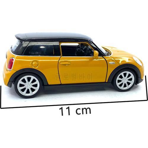 1:36 Mini Cooper New Mini Hatch-Check Toy Car, Accessory Decor Metal Car