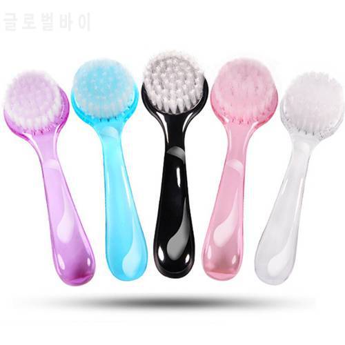 3Pcs Plastic Nail Brush Soft Remove Dust Make Up Washing Brushes Nail Art Dust Round Head Powder Clean Brush with Cap Pedicure