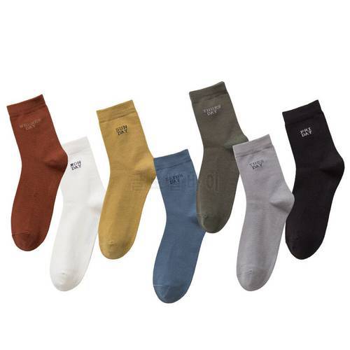Colorful 7 Days Week Everyday Letter Happy Men Business Cotton Sock Funny Solid Color Casual Hip Hop Street Socks Autumn Winter