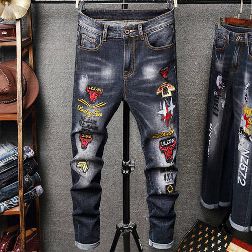 Men&39s jeans spring new tide slim stretch elastic feet embroidered jeans bull pattern casual jeans long pants black jeans