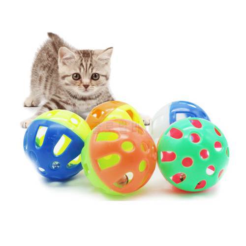 1pc Cats Toys Hollow Bell Funny Plastic Interactive Ball Tinkle Puppy Playing Products Dia 3 cm Pets Favorite Accessories