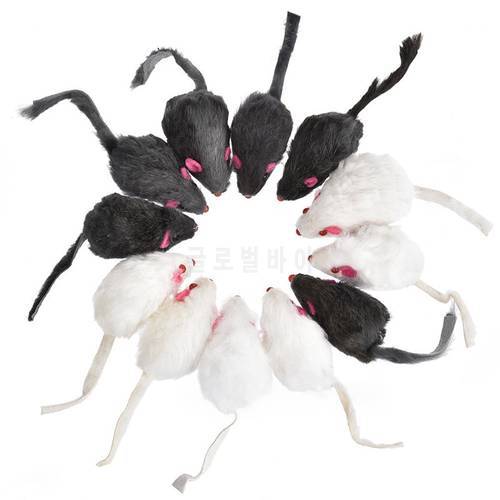 4PCS Cat Toy Mouse Mixed Loaded Black White Mouse Toys Cat Teaser Kitty Kitten Funny Sound Squeaky Toys for Cats Pet Mice Toys