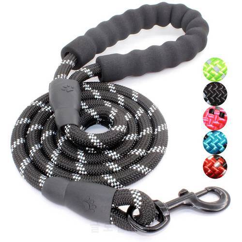 Pet Leash Reflective 1.5m Strong Nylon Dog Leash with Comfortable Padded Handle Durable Dogs Leashes for Small Medium and Large